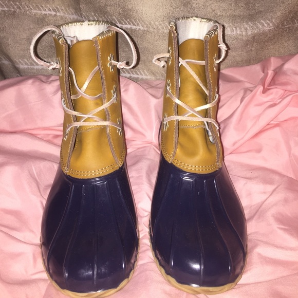 Jack Rogers Shoes - Jack Rogers Chloe Classic duck boots